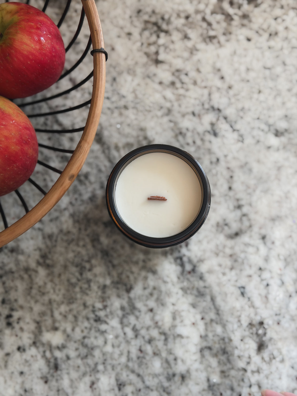 APPLE ORCHARD Wood Wick Candle